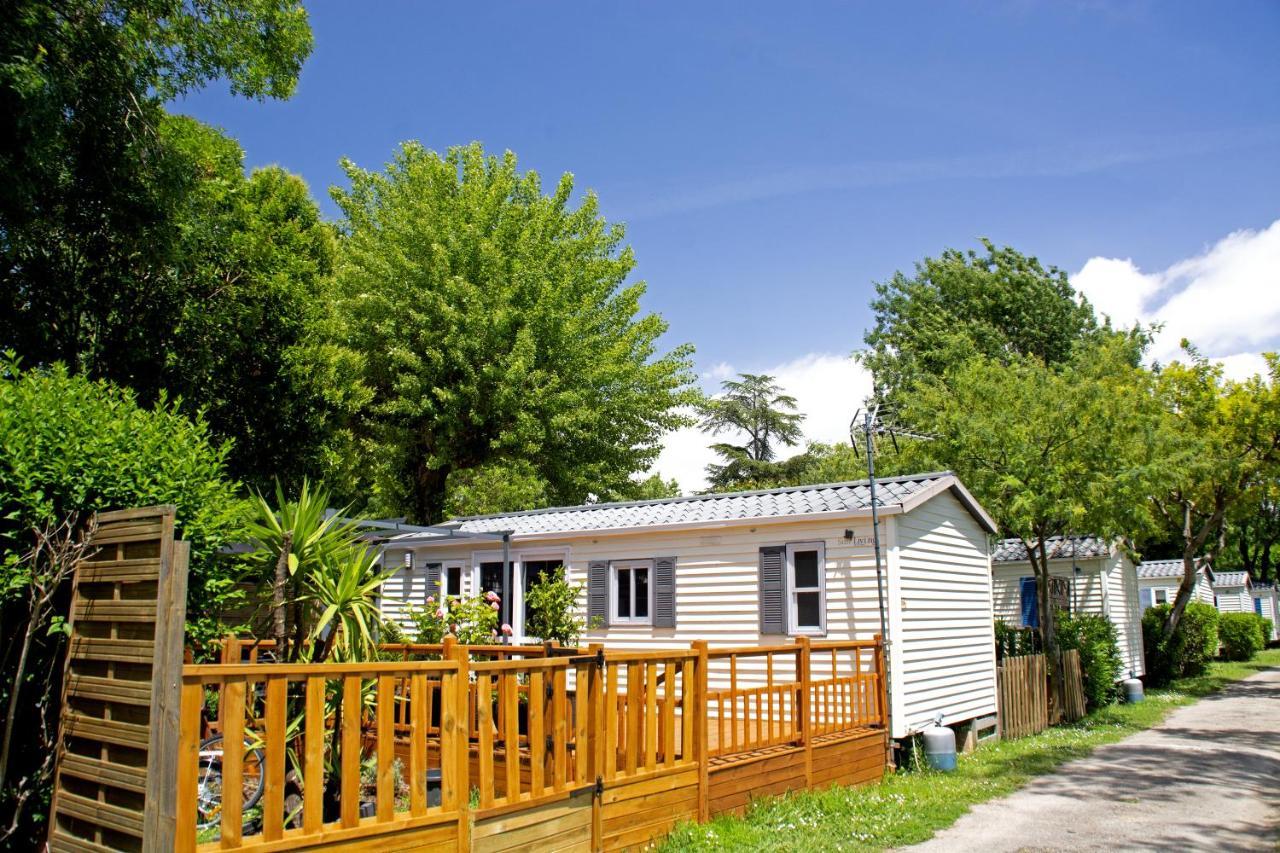 Camping Les Mimosas Hotell Pégomas Exteriör bild