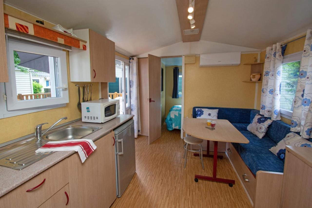 Camping Les Mimosas Hotell Pégomas Exteriör bild