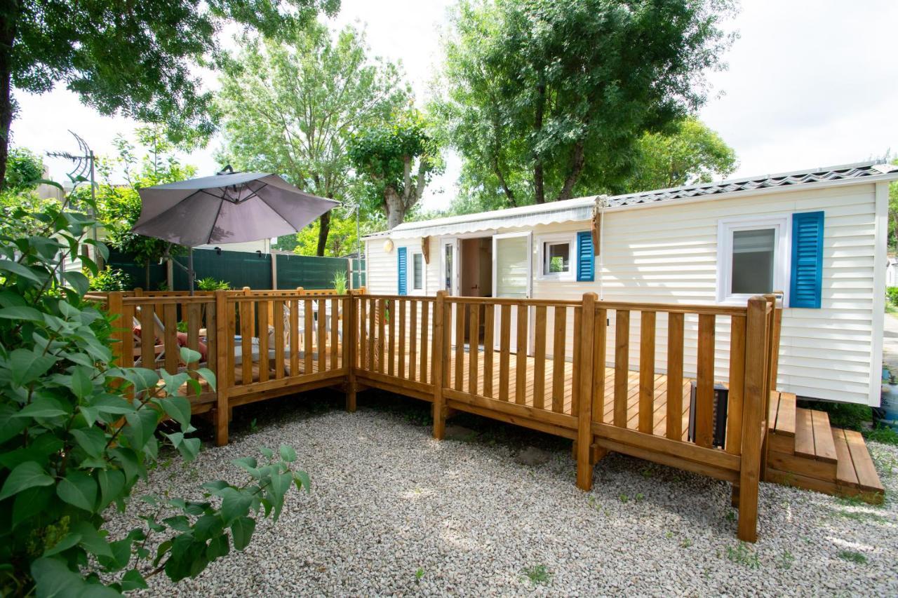 Camping Les Mimosas Hotell Pégomas Exteriör bild